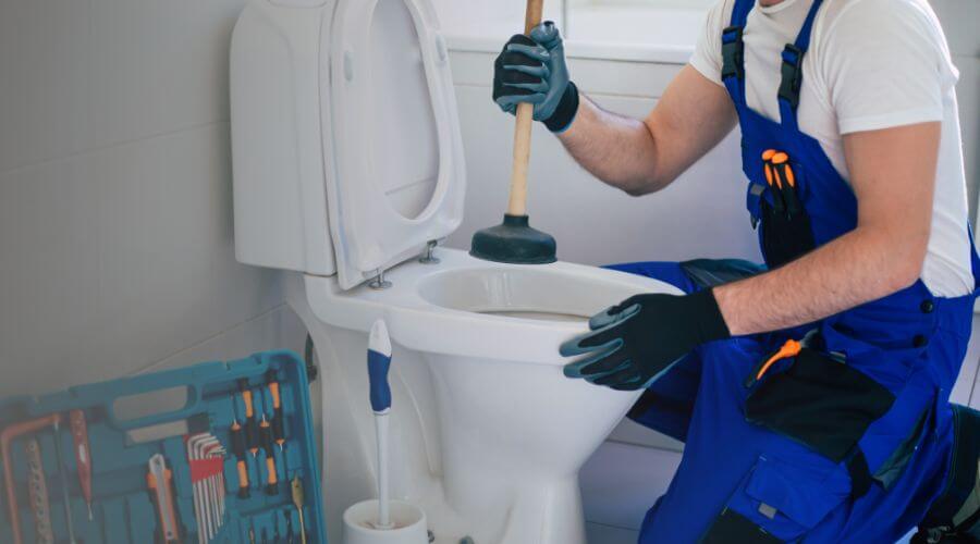 Professional septic pumping service in Holder, FL